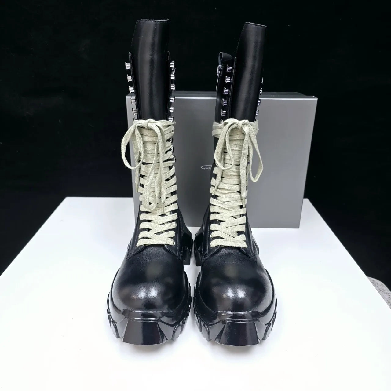 Thick soled lace up motorcycle knight boots
